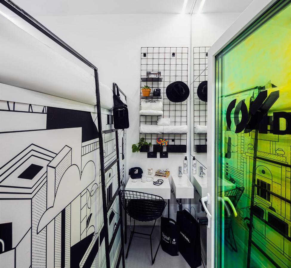Wom Beach Pod Hotel - A Member Of Brown Hotels Tel Aviv Luaran gambar